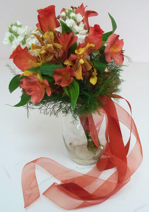 toss bouquet rust and brown