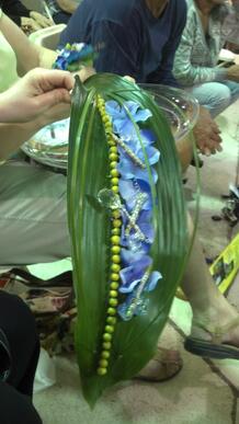 funky bridesmaid bouquet blue
