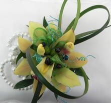 Orchid Prom Corsage Avon, IN