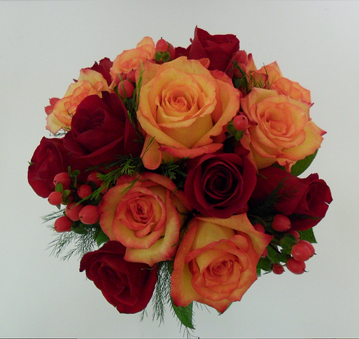 Roses and Hypericum fall bridal bouquet