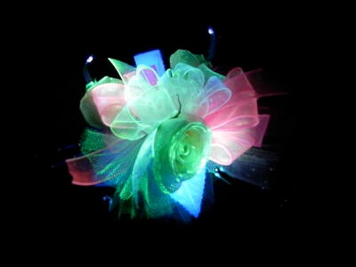 Glowing fluorescence prom flowers 