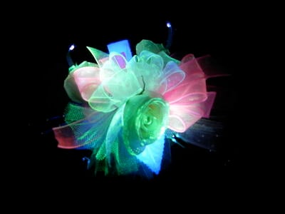 Glowing fluorescence prom flowers